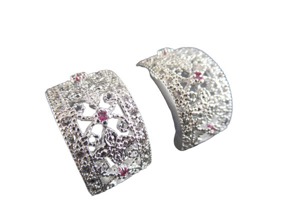 Parure, ensemble, set, boucles d'oreilles, chaîne et pendentif filigranés